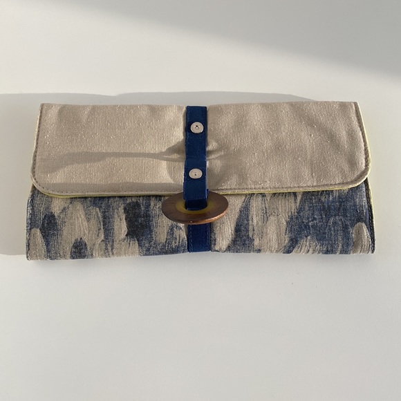 Lela Rose Clutch for Beauty.com - Picture 4 of 16